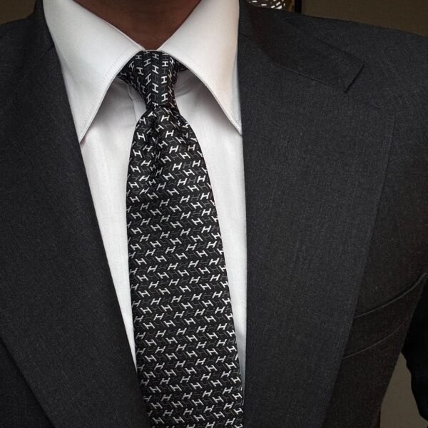 Black H Tie - 8 cm