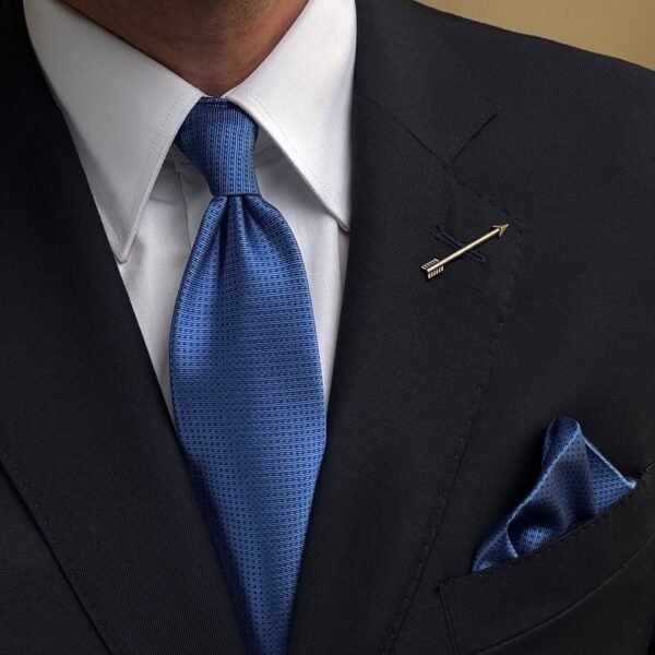 - 7 cm - With Pocket Square
