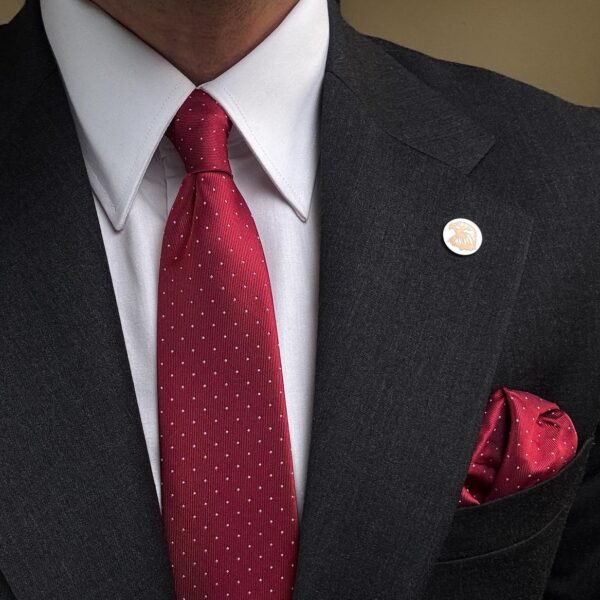 - 7 cm - With Pocket Square