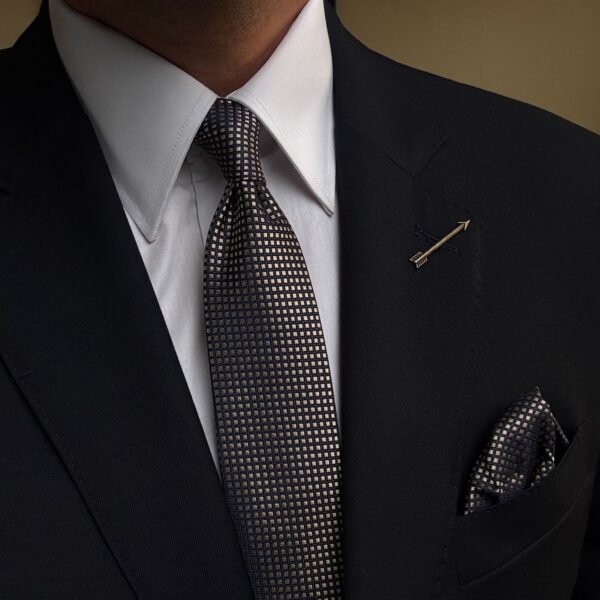 - 7 cm - With Pocket Square