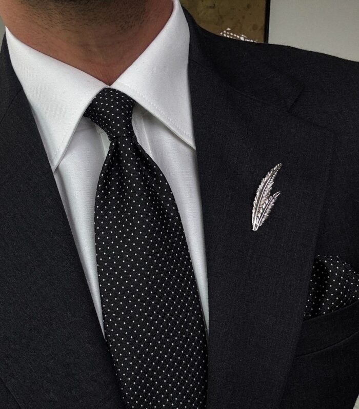 Black Dotted Tie - 8 cm - With Pocket Square