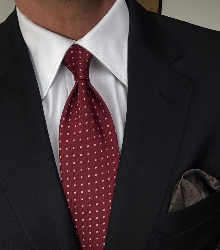 Burgundy with Beige Dots Tie - 8 cm - With Pocket Square