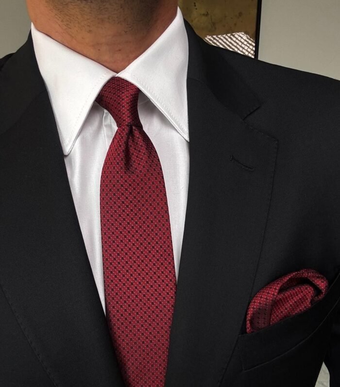 Burgundy with Black Dots Tie - 7 cm - With Pocket Square