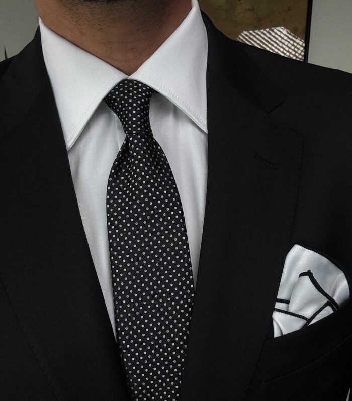 Black Circles Tie - 7.5 cm - With Pocket Square